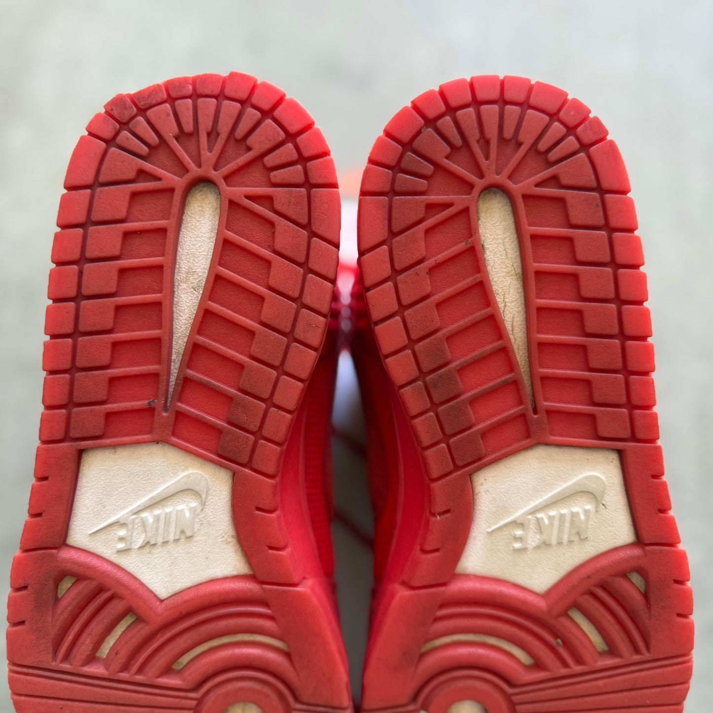 Size 9 - 2015 Nike Dunk High CMFT “Red October”