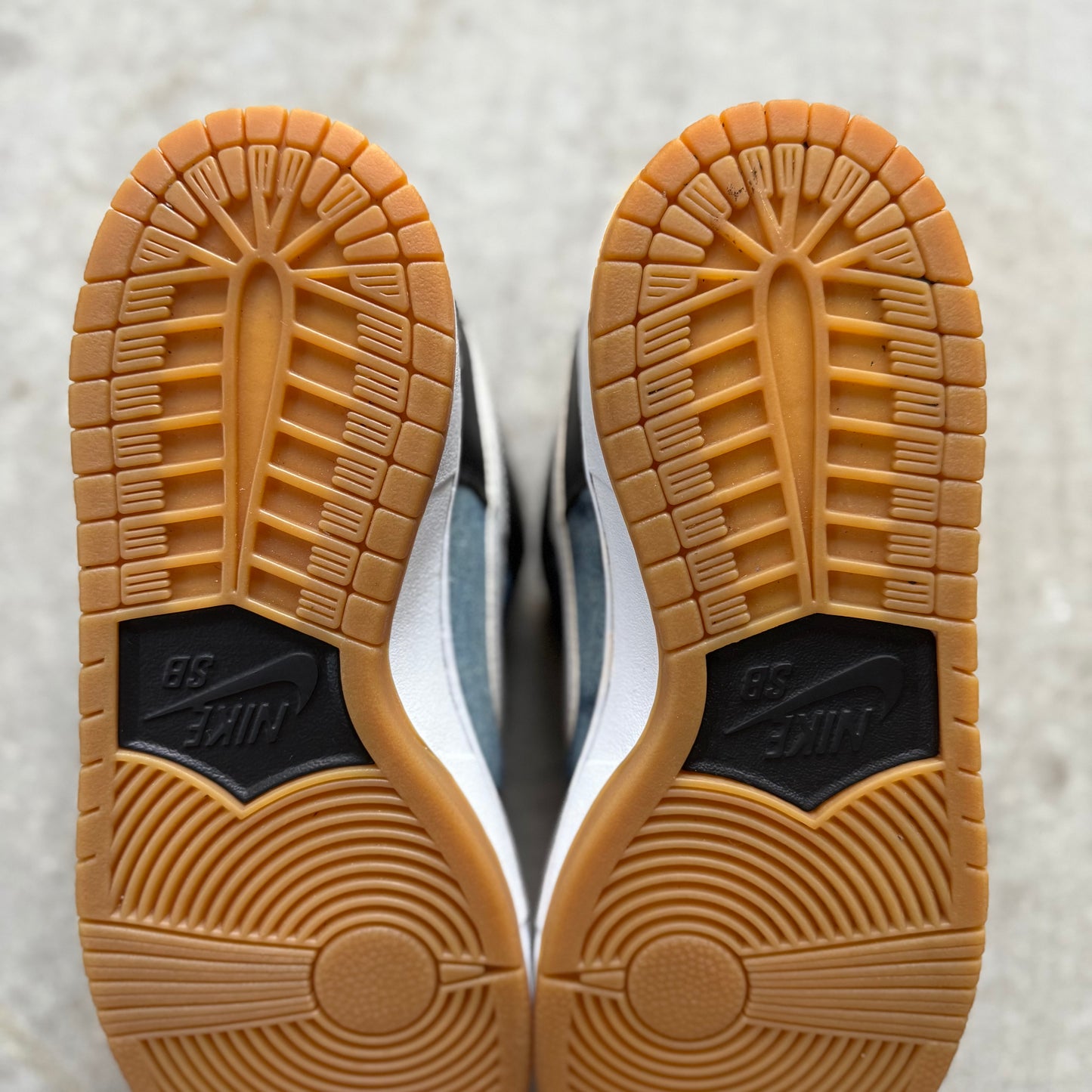 Size 8.5 - 2015 Nike Dunk SB Low “Fast Times”