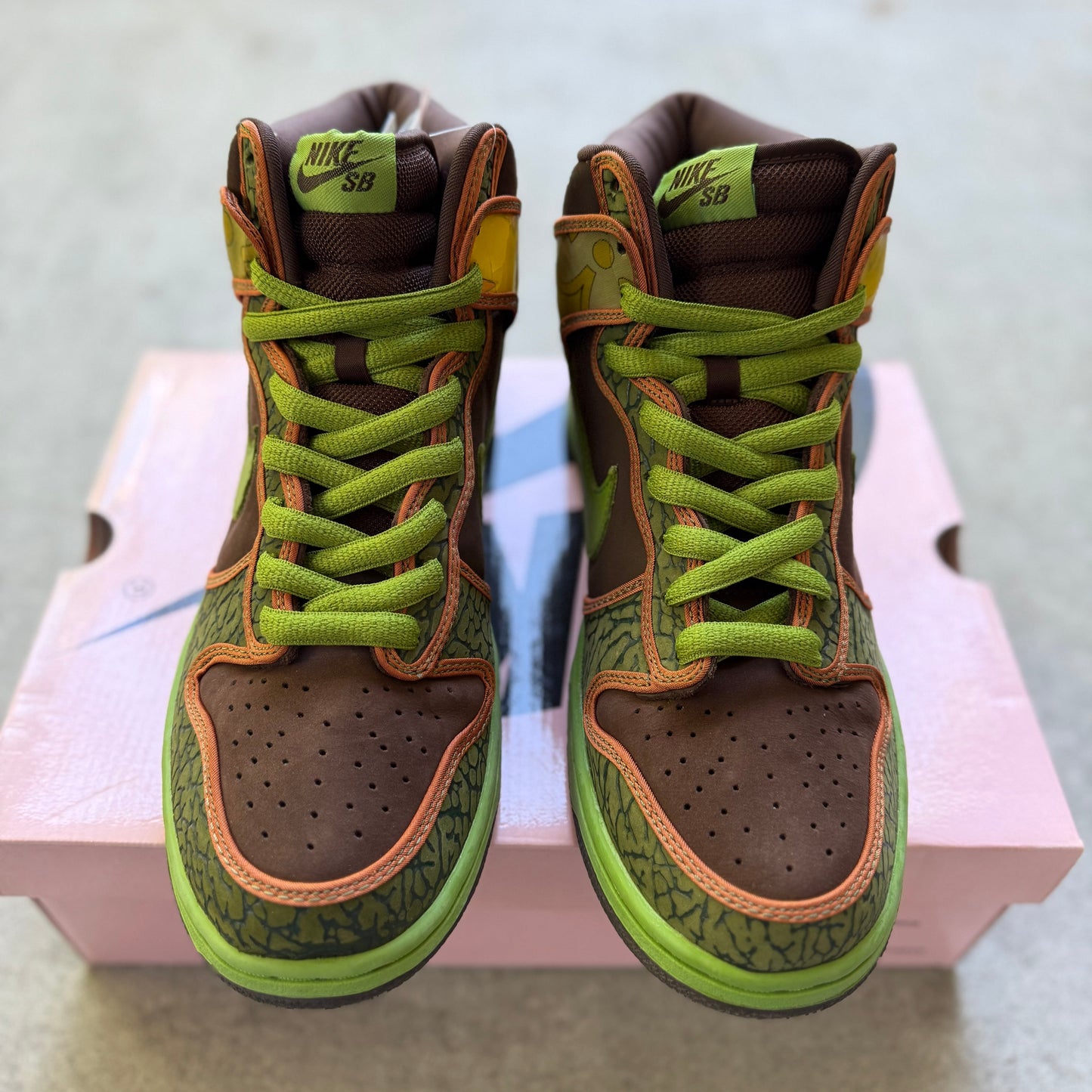 Size 9.5 - 2005 Nike Dunk SB High "De La Soul"