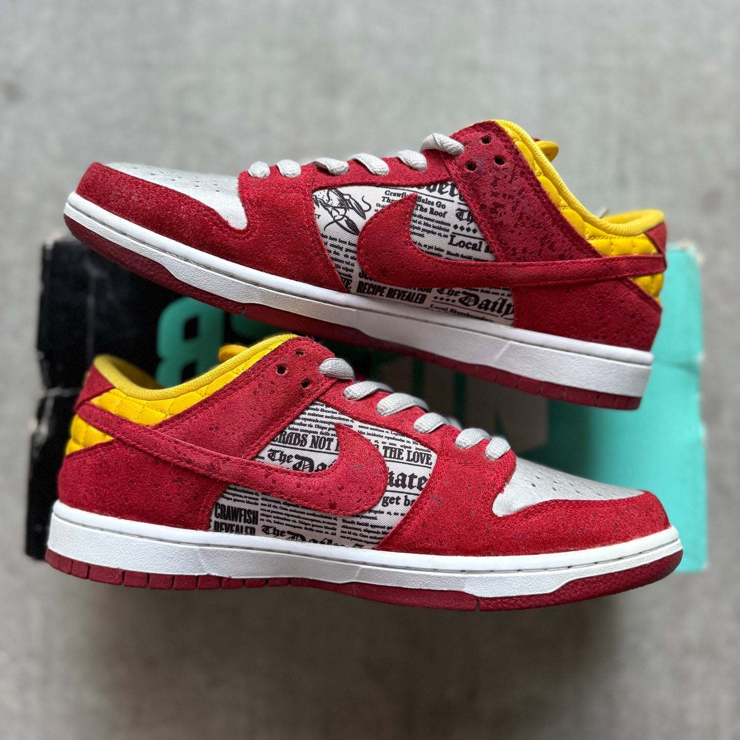 Size 8.5 - 2014 Nike Dunk SB Low "Crawfish"