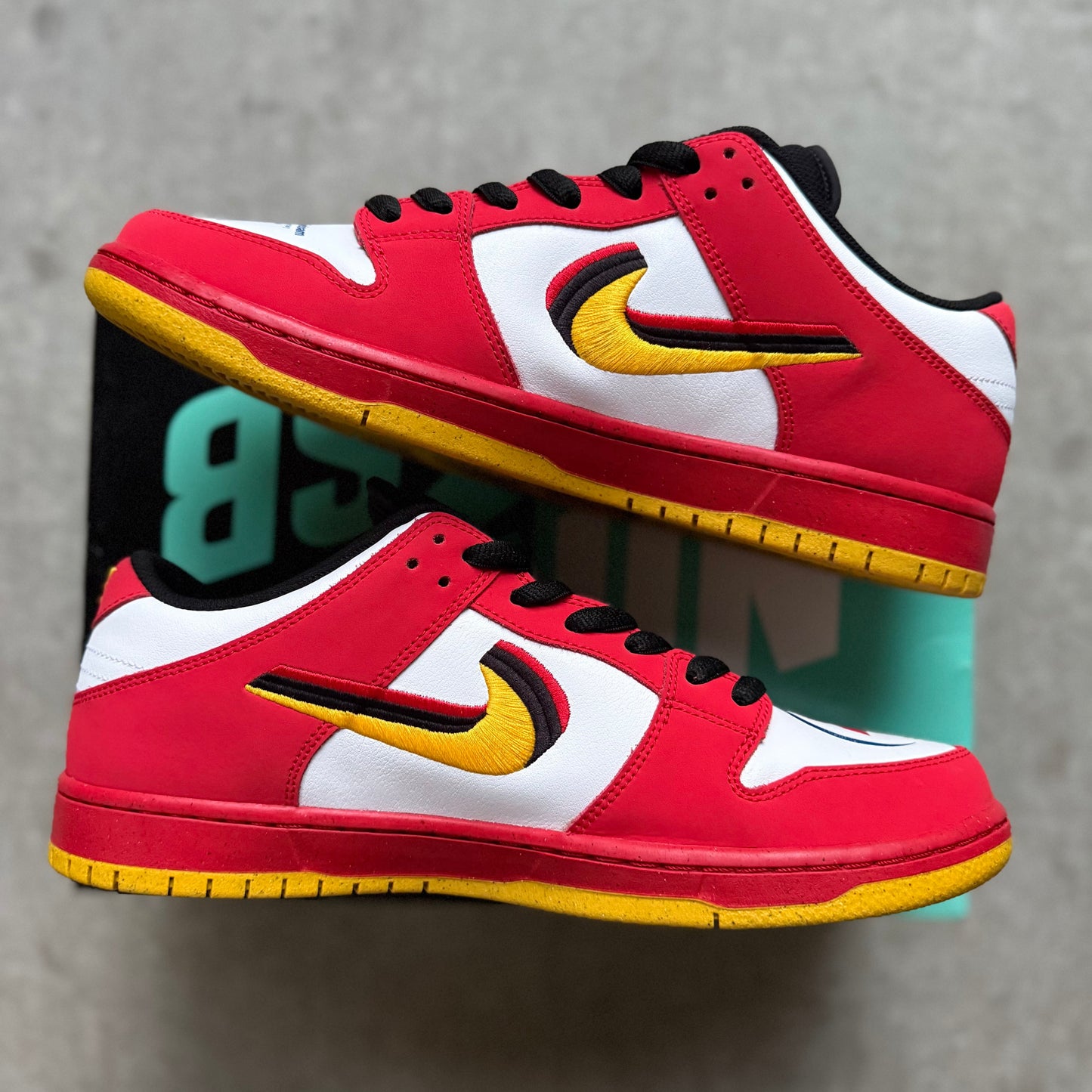Size 11 - 2020 NIke Dunk SB Low "Vietnam 25th Anniversary"