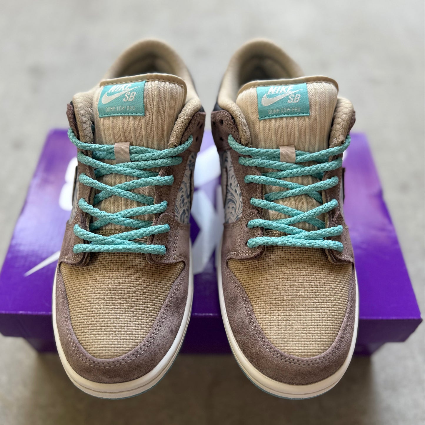 Size 9 -2024 Nike Dunk SB Low "Big Money Savings"