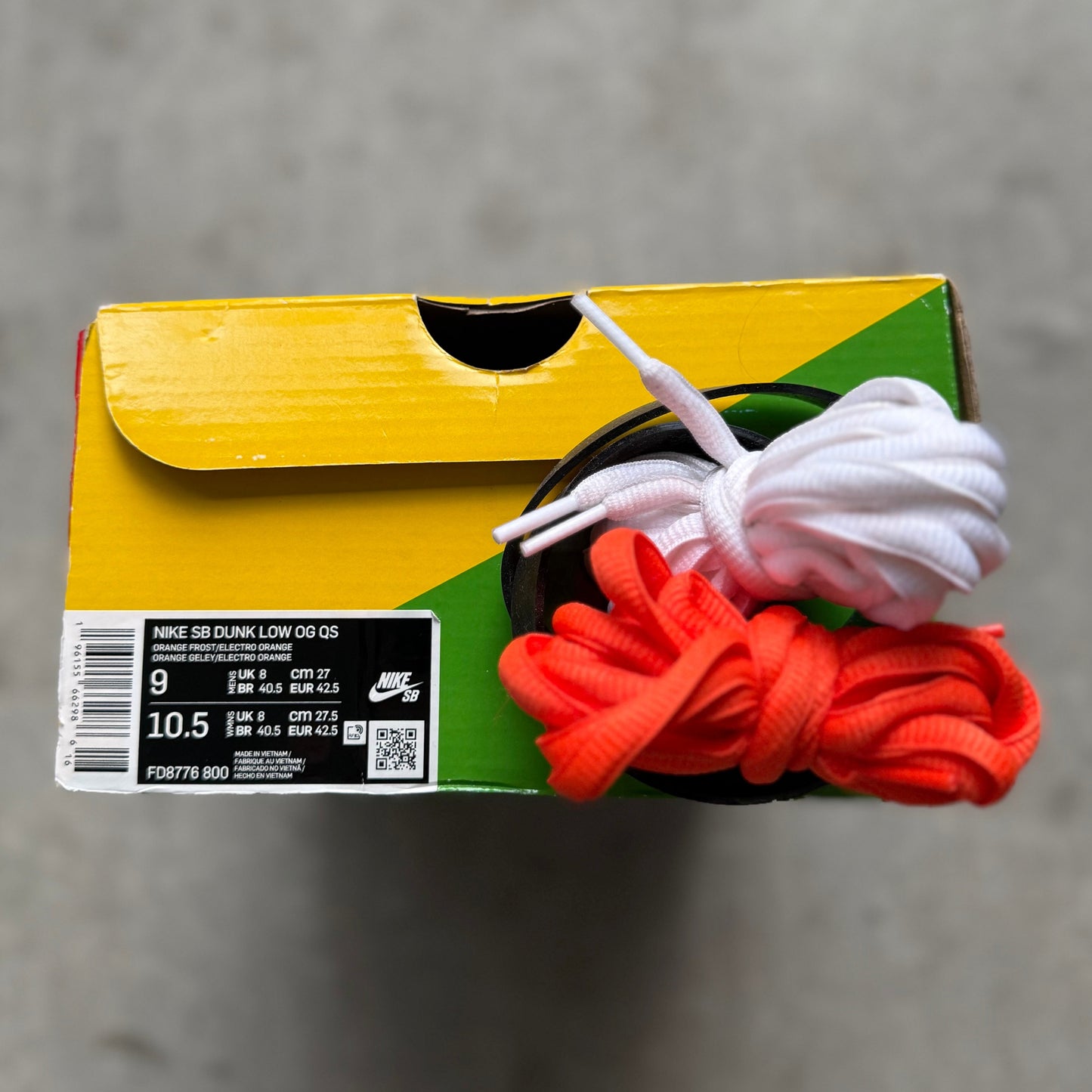 Size 9 - 2022 Concepts x Nike Dunk SB Low "Orange Lobster"