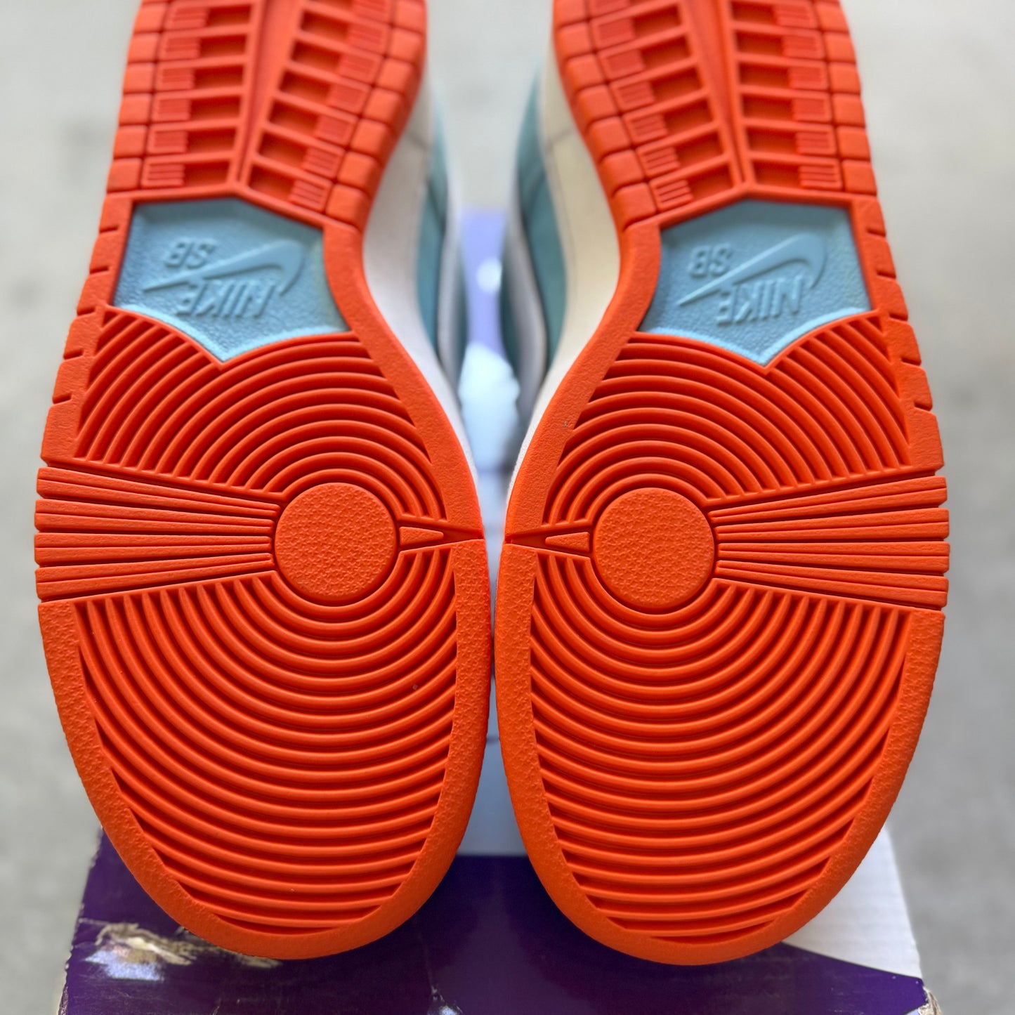 Size 9 - 2021 Nike Dunk SB Low "Club 58 / Gulf" SAMPLE