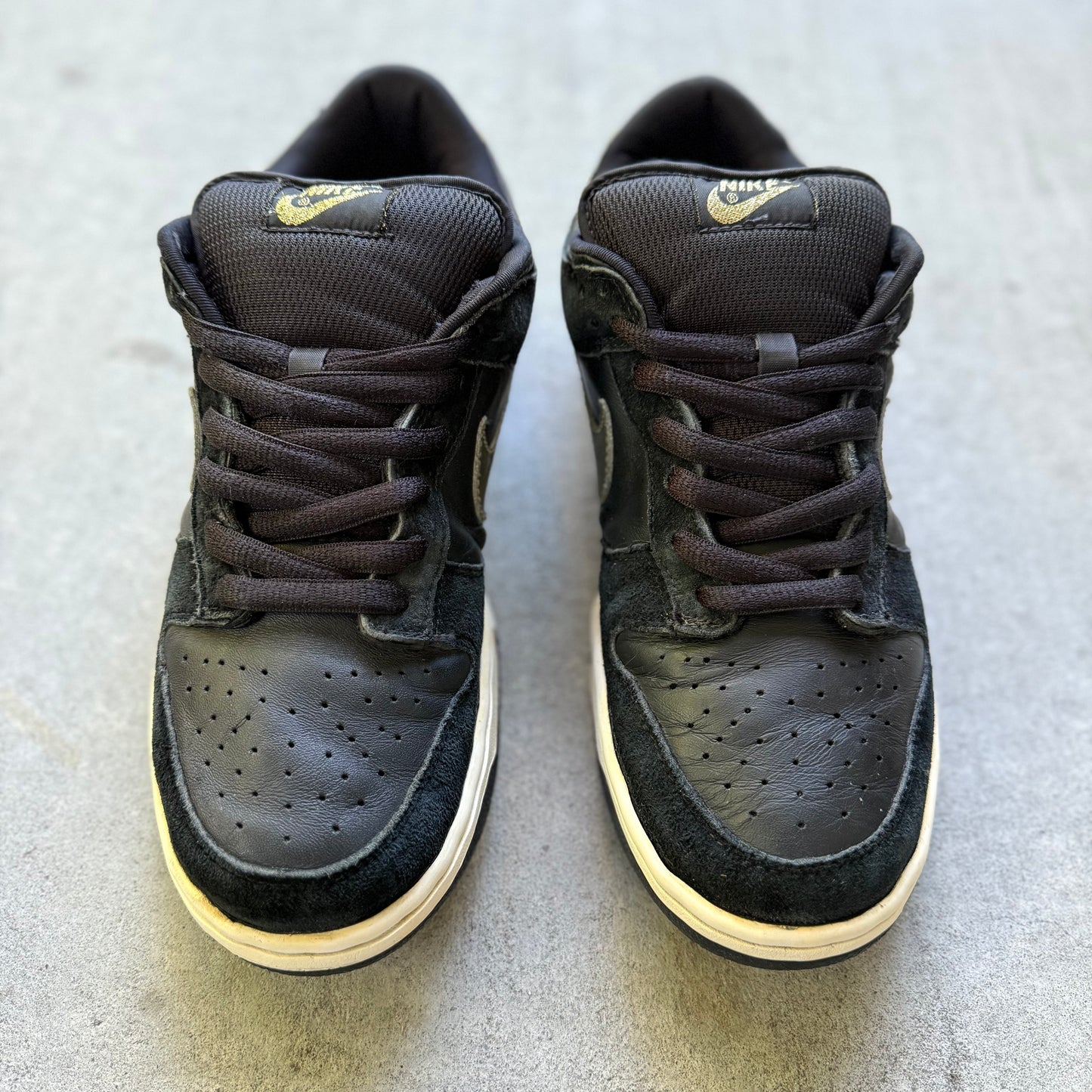 Size 9 - 2003 Nike Dunk SB Low "Takashi"
