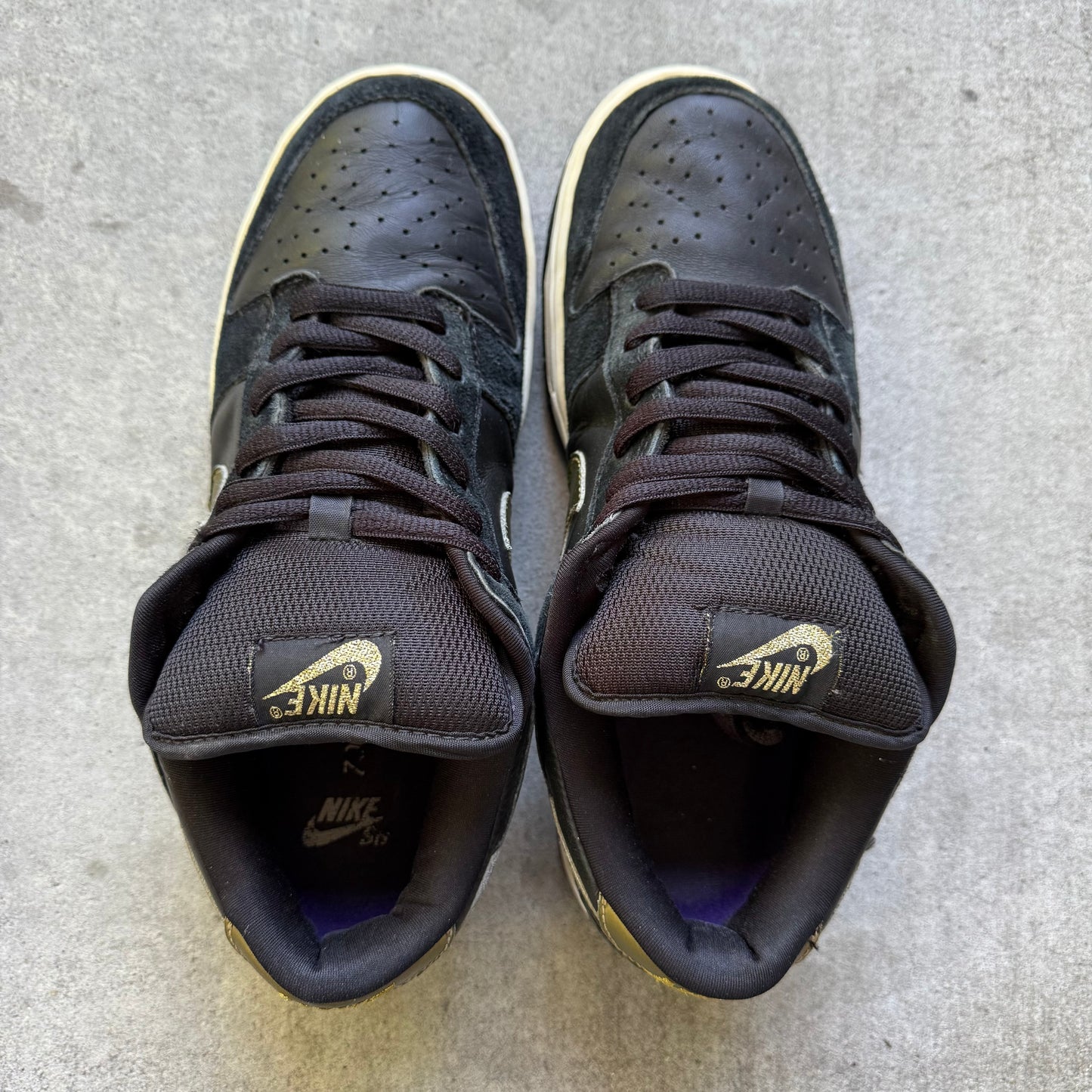 Size 9 - 2003 Nike Dunk SB Low "Takashi"