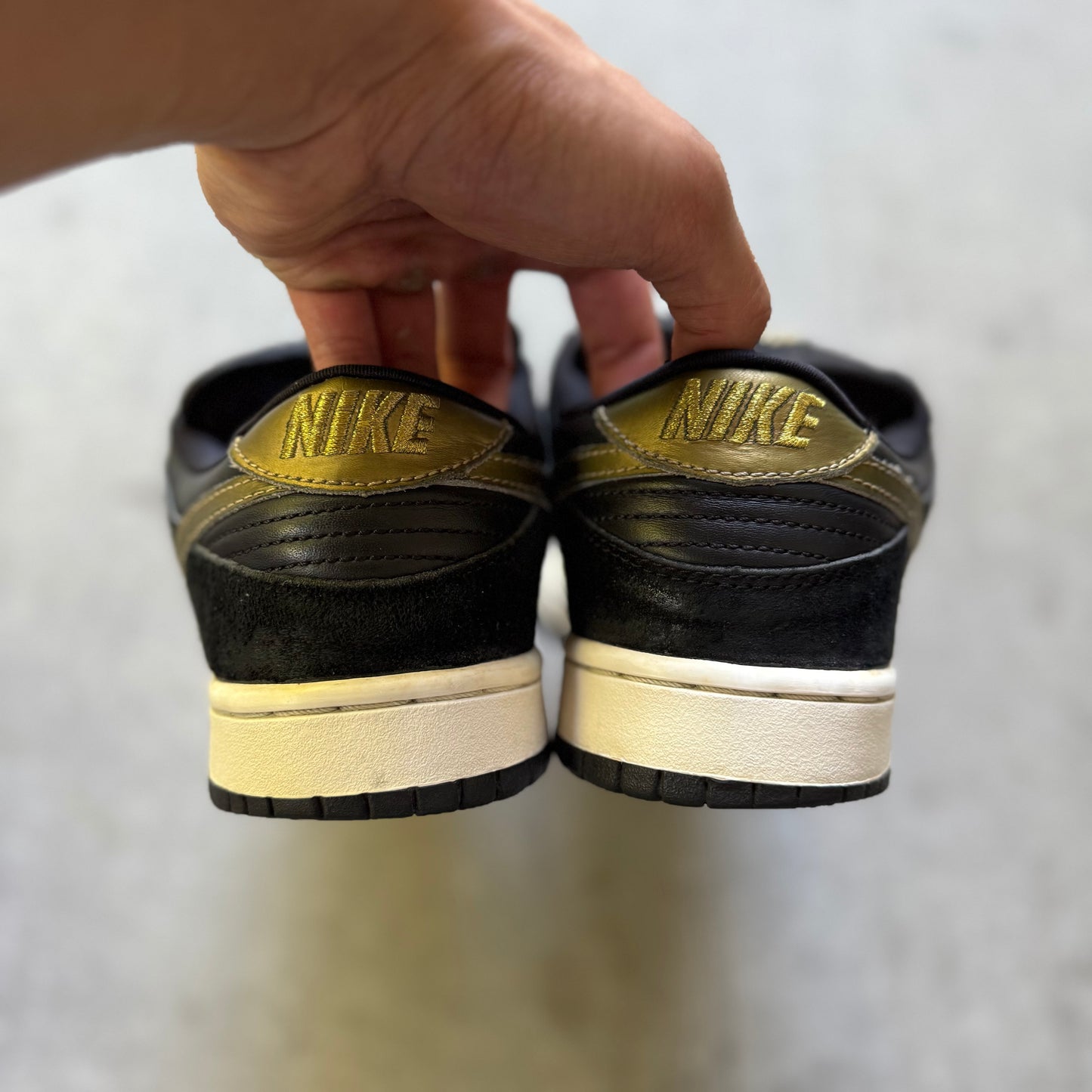 Size 9 - 2003 Nike Dunk SB Low "Takashi"