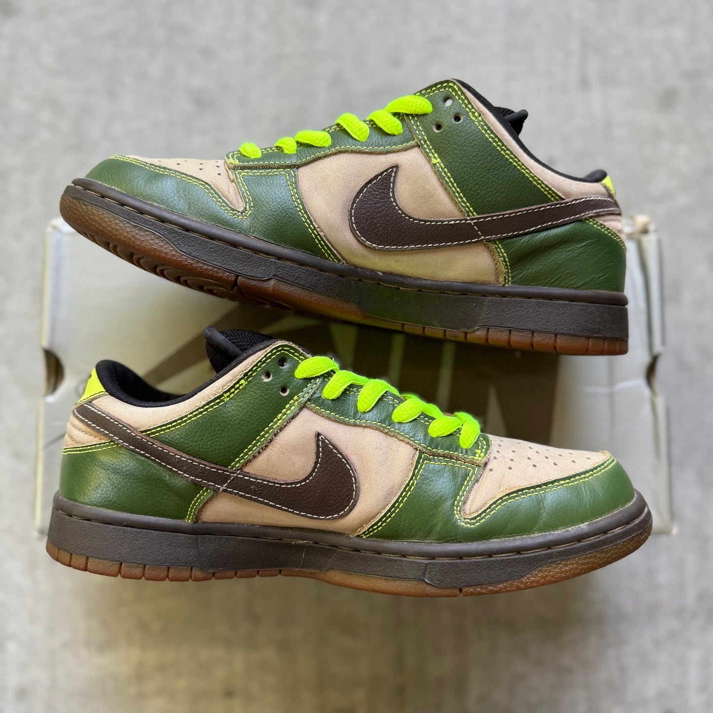 Size 9 - 2004 Nike Dunk SB Low "Jedi"