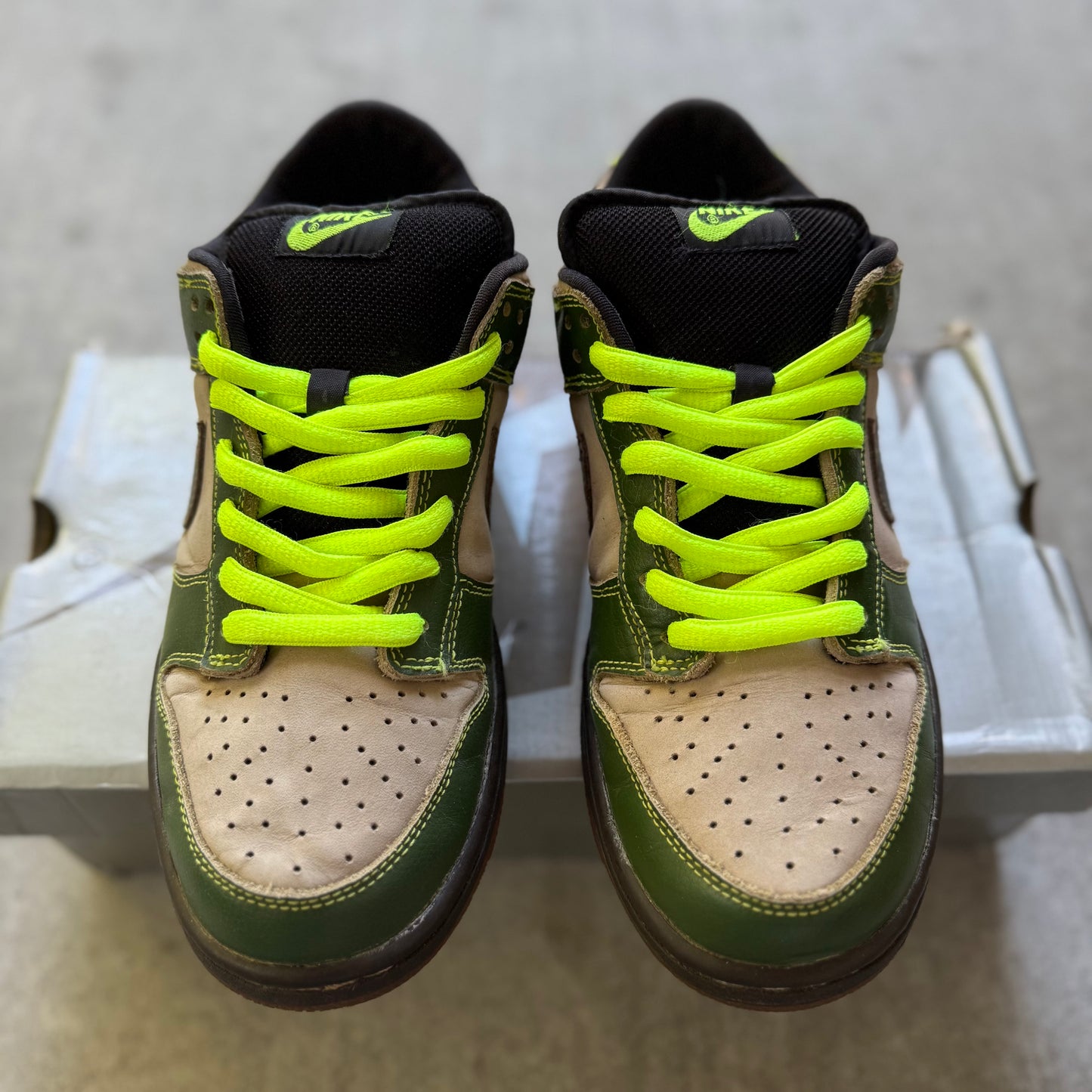 Size 9 - 2004 Nike Dunk SB Low "Jedi"