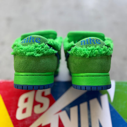 Size 7 - 2020 Grateful Dead x Nike Dunk SB Low “Green Bear”
