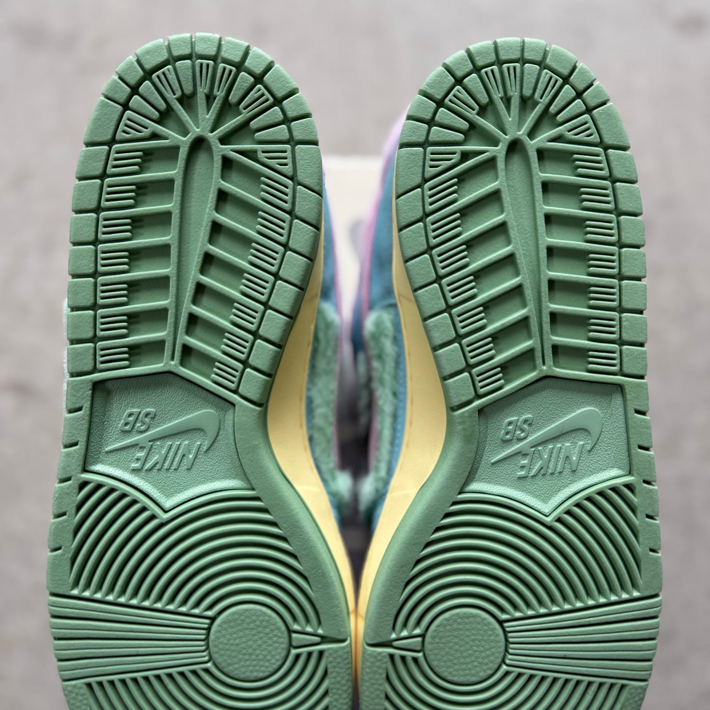 2024 Verdy x Nike Dunk SB Low “Visty”
