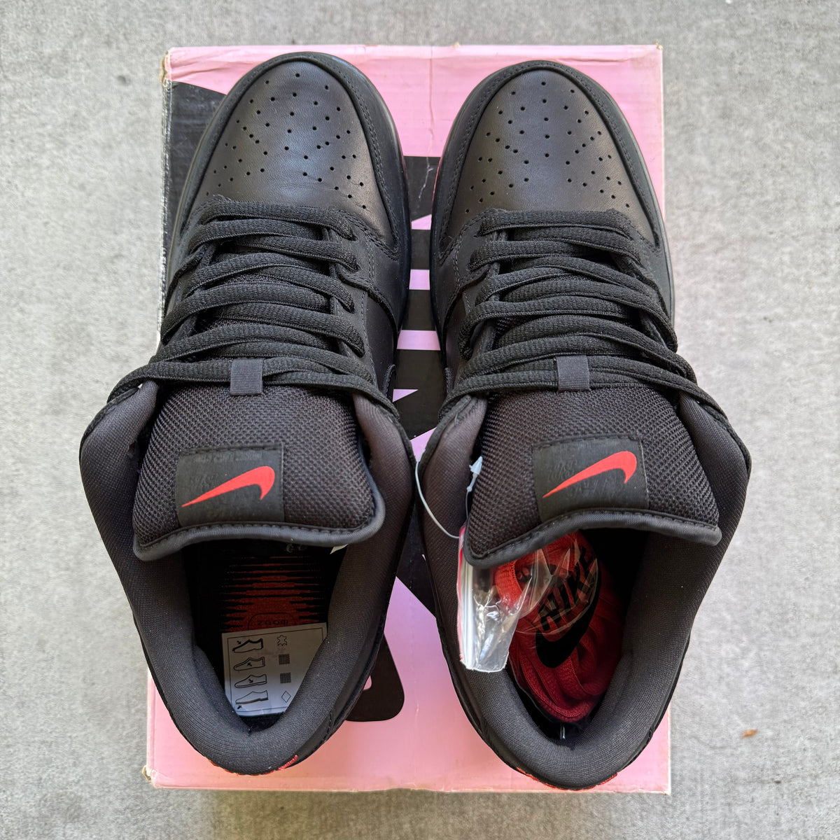 Size 9.5 - 2017 Staple x Nike Dunk SB Low “Black Pigeon”