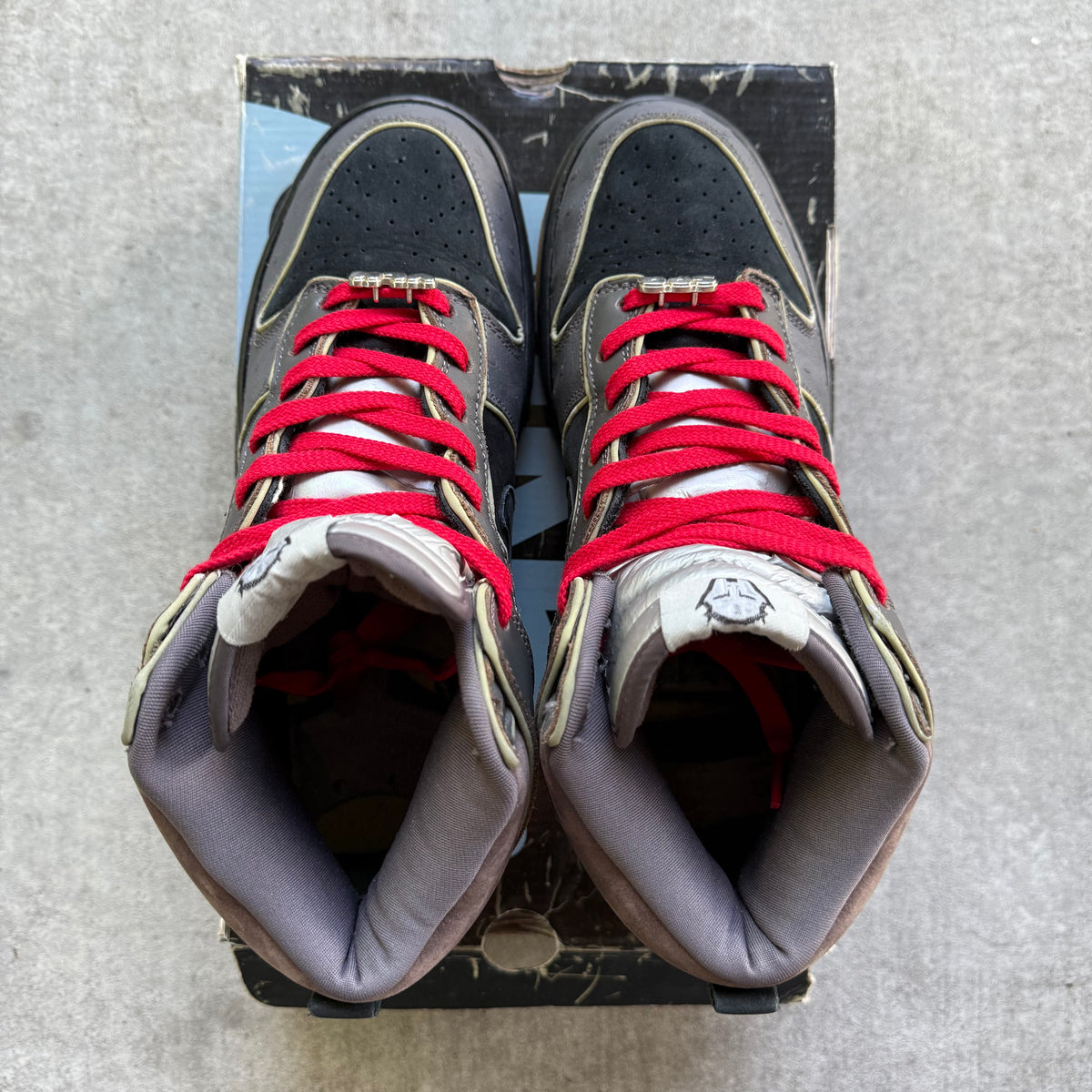 Size 9.5 - 2007 Nike Dunk SB High “MF DOOM”