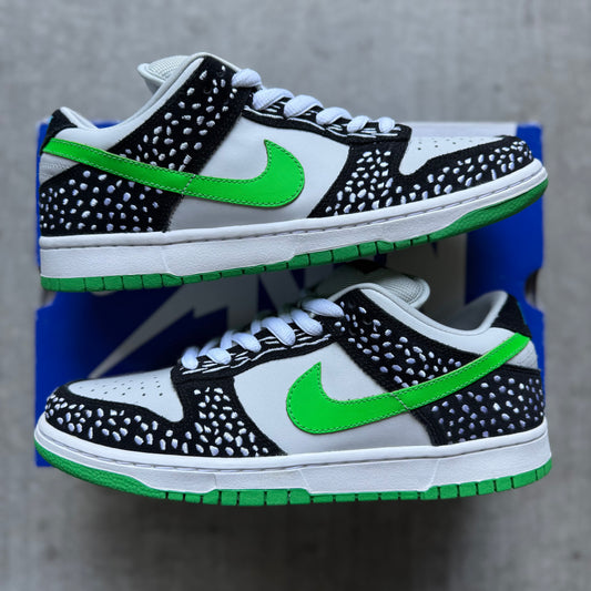 Size 10 - 2010 Nike Dunk SB Low “Loon”