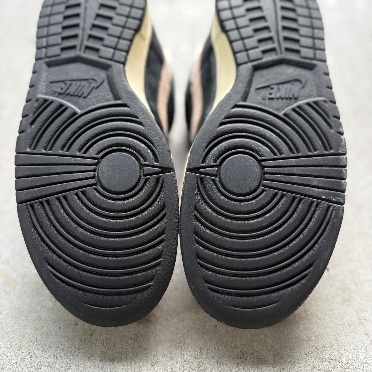 Size 9.5 - 2007 Nike Dunk SB Low “Joe Strummer”