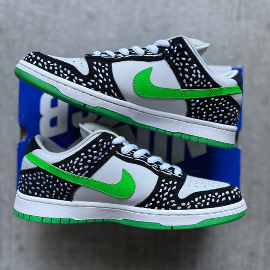 Size 10 - 2010 Nike Dunk SB Low “Loon”