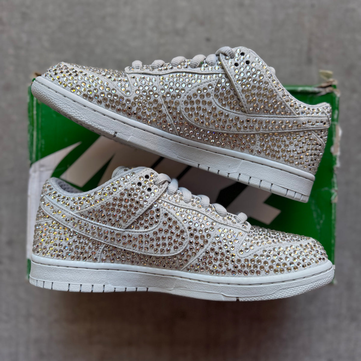Size 11.5 - 2020 Swarovski x Nike Dunk Low Cactus Plant Flea Market “Pure Platinum”