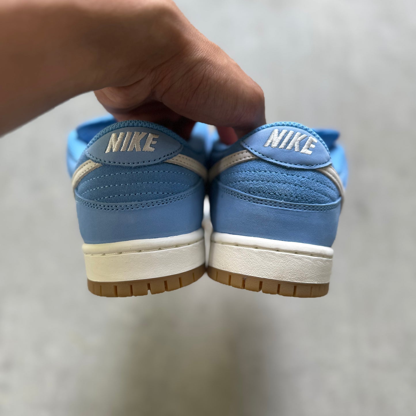 Size 9 - 2025 Nike Dunk SB Low “UNC Blue Gum”