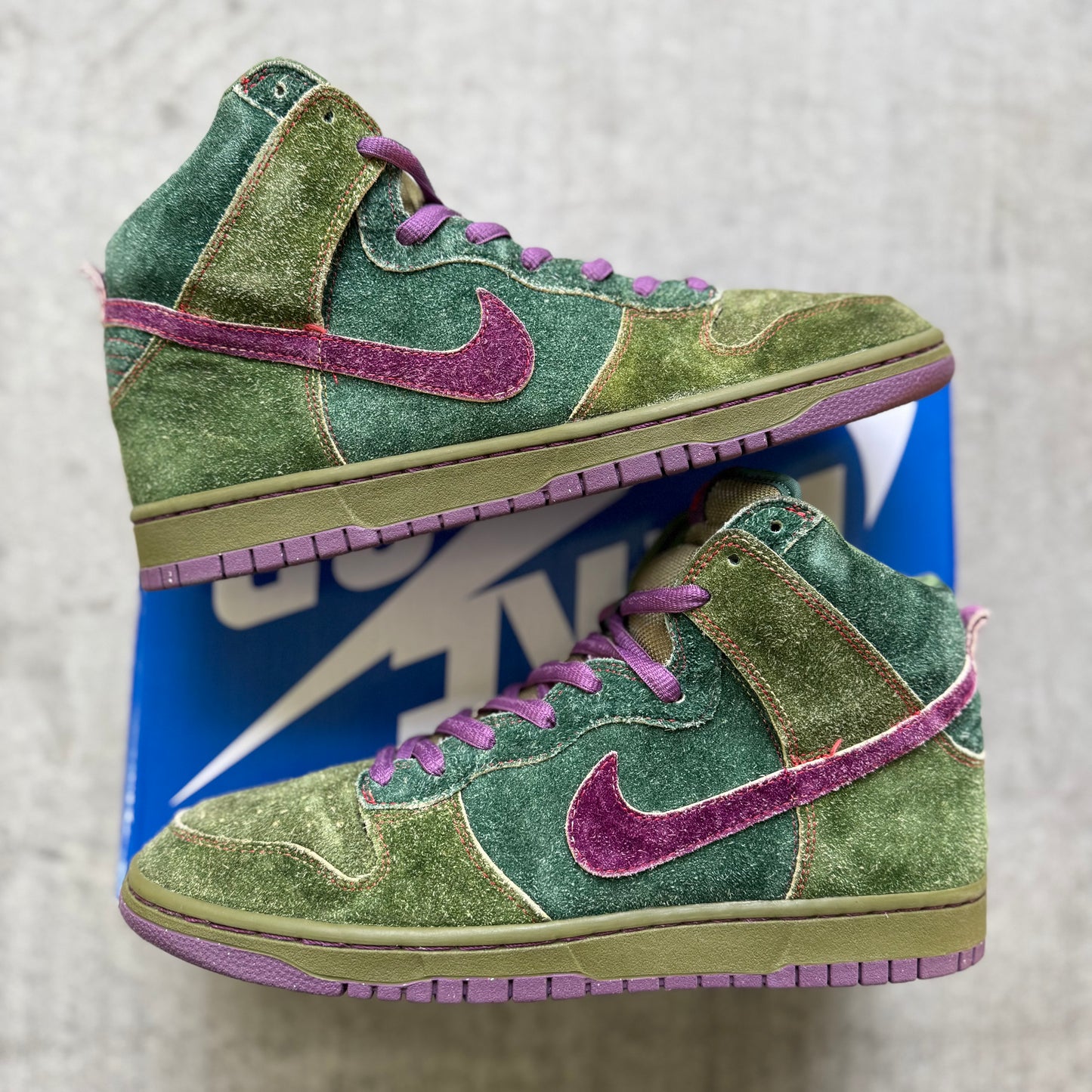 Size 10.5 - 2010 Nike Dunk High SB “Skunk”