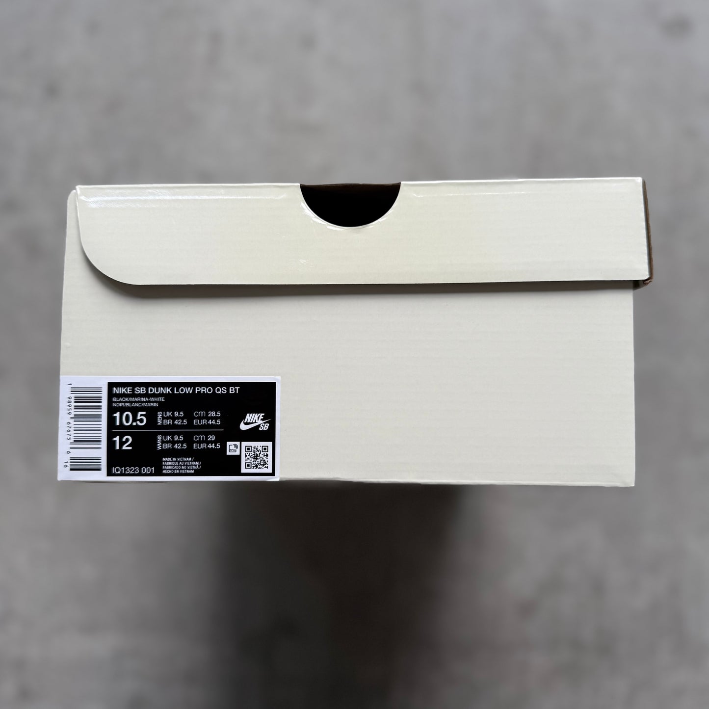 Size 10.5 - 2026 Bluetile x Nike Dunk SB Low