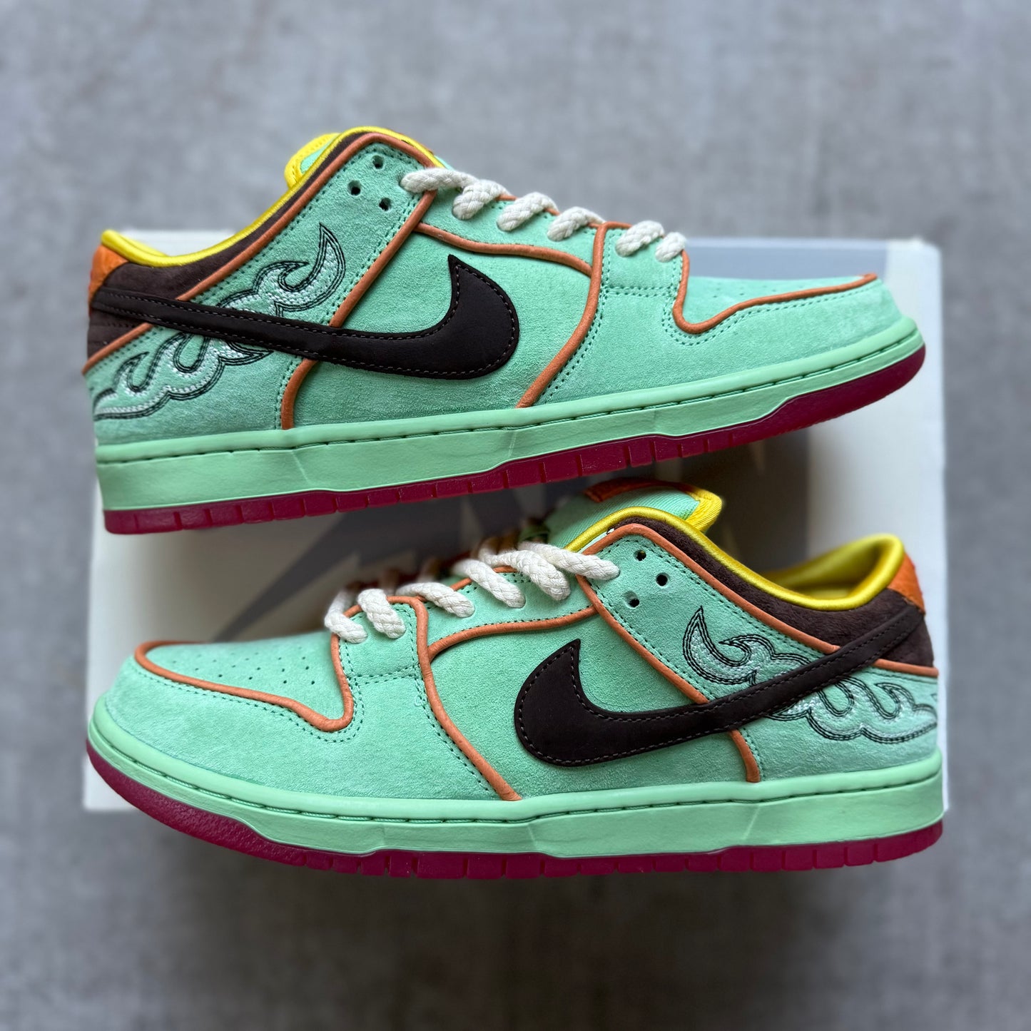 Size 9.5 - 2025 Nike Dunk SB Low “Rodeo Tourmaline”