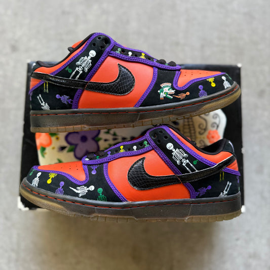 Size 9 - 2006 Nike Dunk SB Low “Day of the Dead”