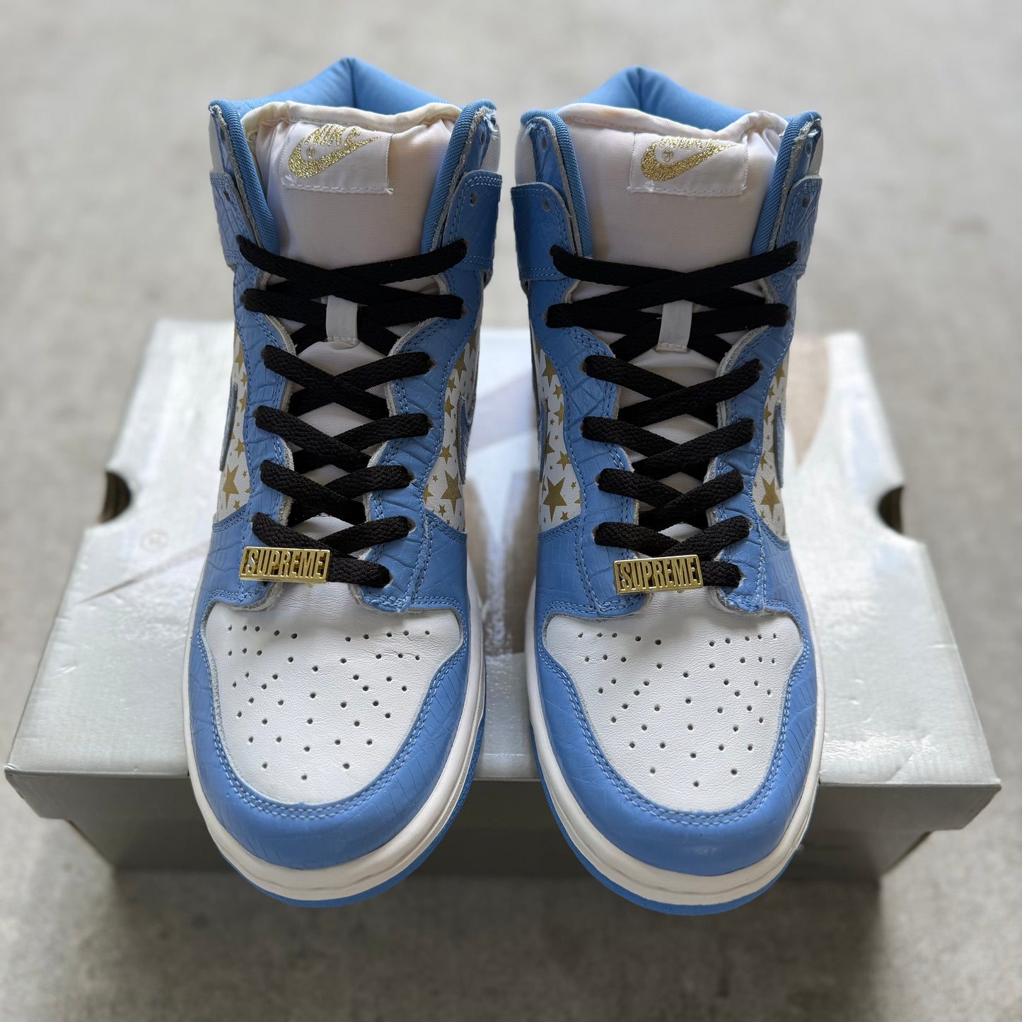 Size 9.5 - 2003 Supreme x Nike Dunk SB High “Blue Stars”
