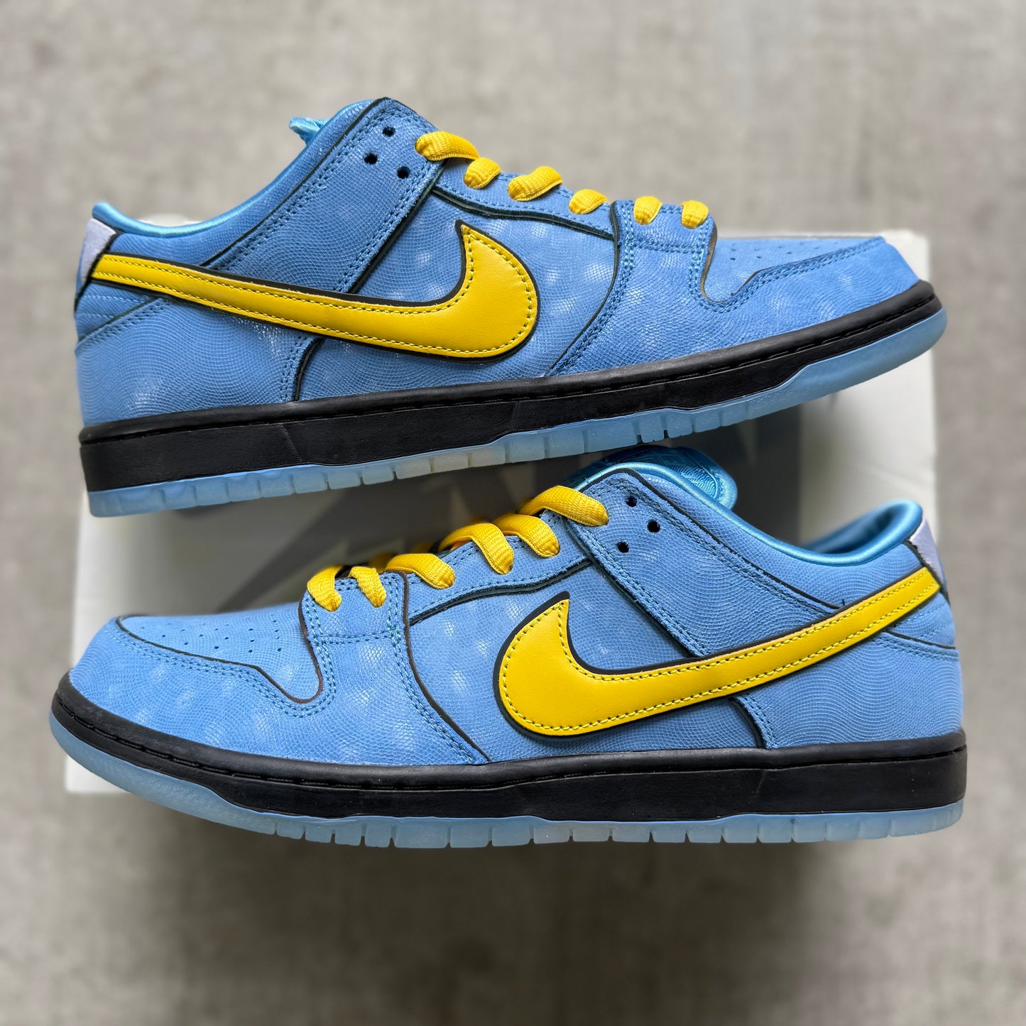 2023 Powerpuff Girls x Nike Dunk SB Low “Bubbles”
