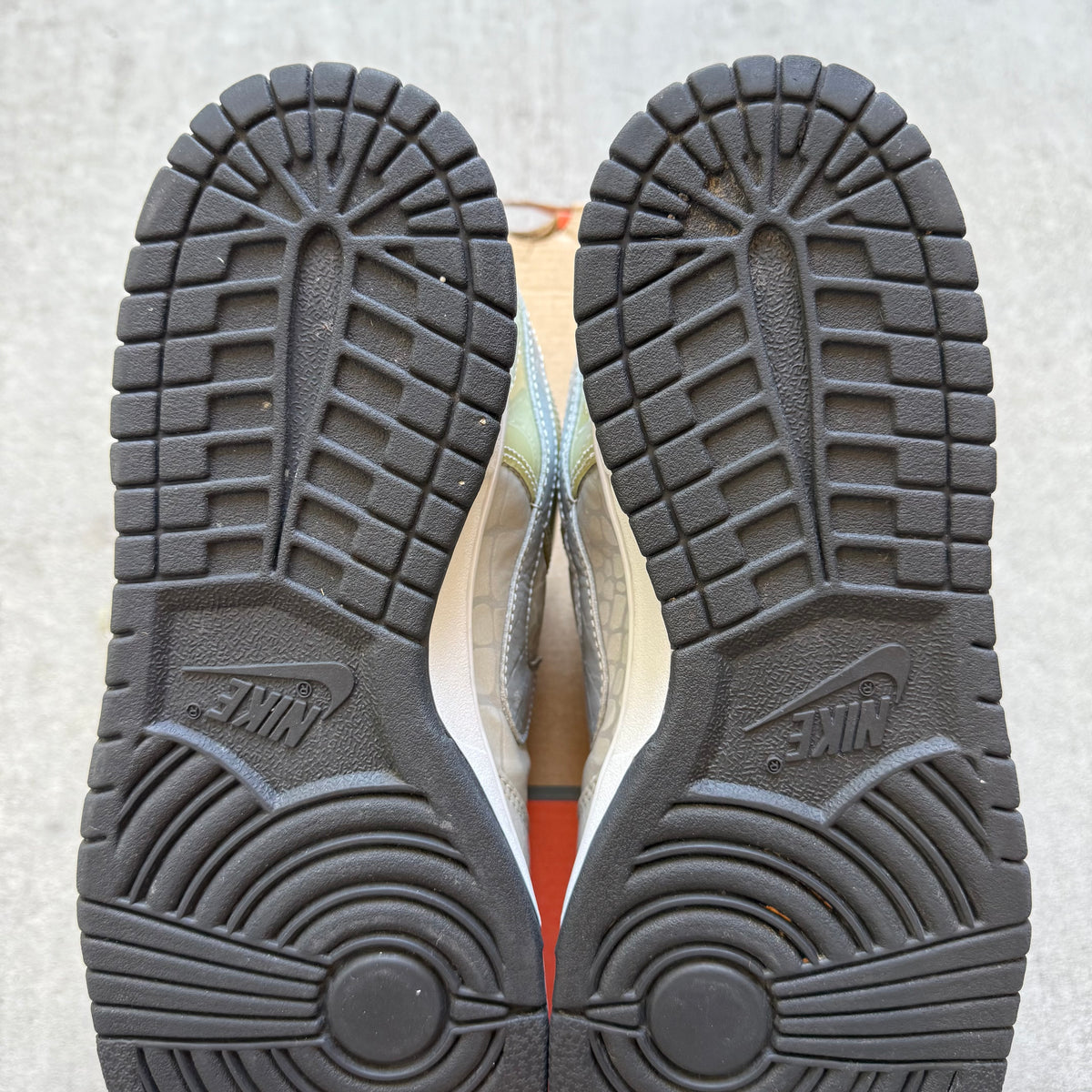 Size 9 - 2006 Nike Dunk Low “Reflector Pack / Metallic Silver”