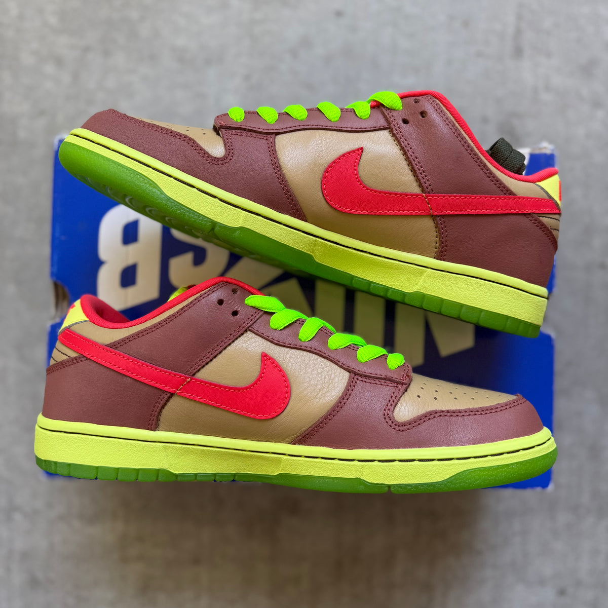Size 9.5 - 2009 Nike Dunk SB Low “Toxic Sea Robin”