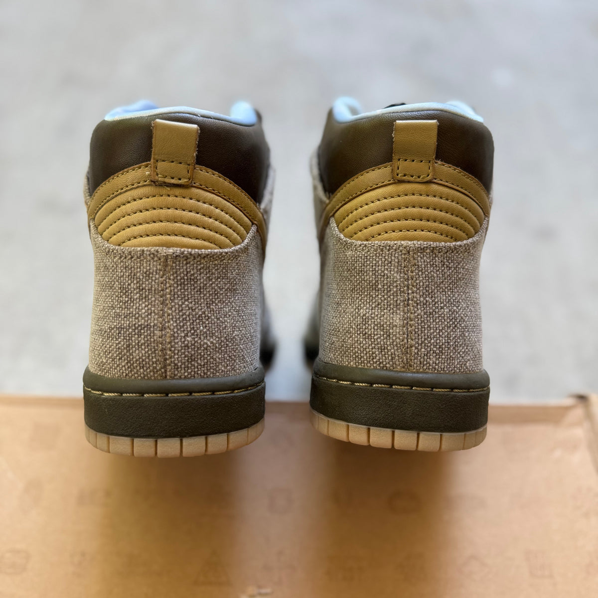 Size 11 - 2009 Nike Dunk High “Coraline”