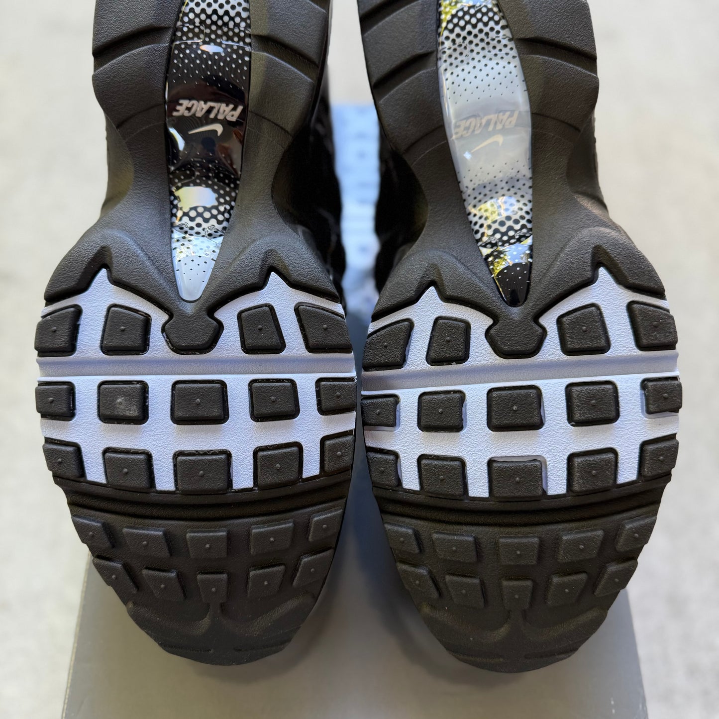 Size 12 - 2026 Palace x Nike Air Max 95 Big Bubble