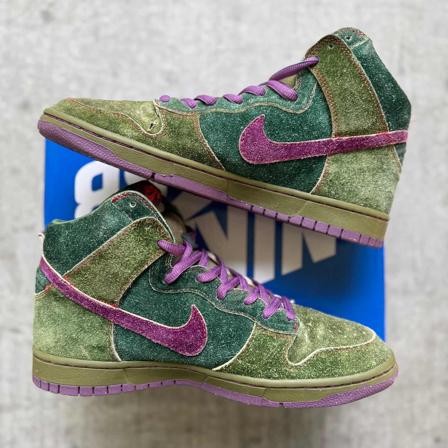 Size 10.5 - 2010 Nike Dunk High SB “Skunk”