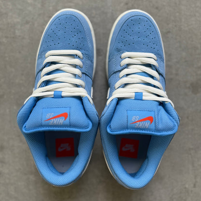 Size 9 - 2025 Nike Dunk SB Low “UNC Blue Gum”