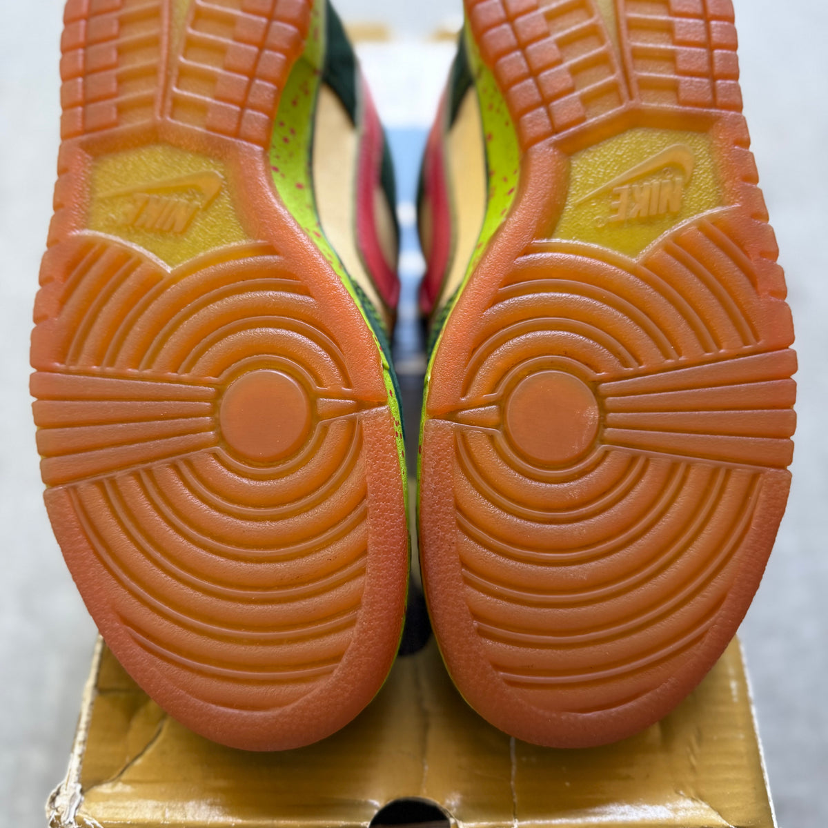 Size 9.5 - 2008 Nike Dunk SB Low “Mosquito”