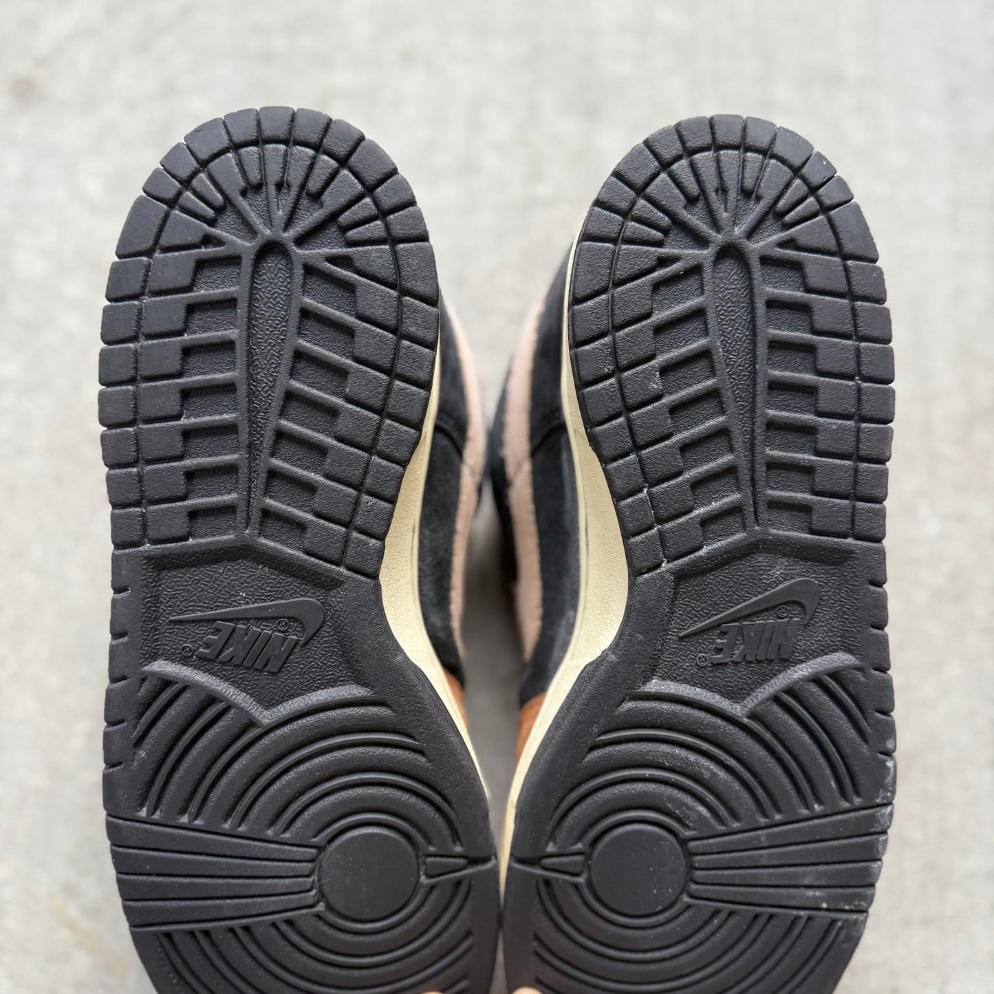 Size 9.5 - 2007 Nike Dunk SB Low “Joe Strummer”