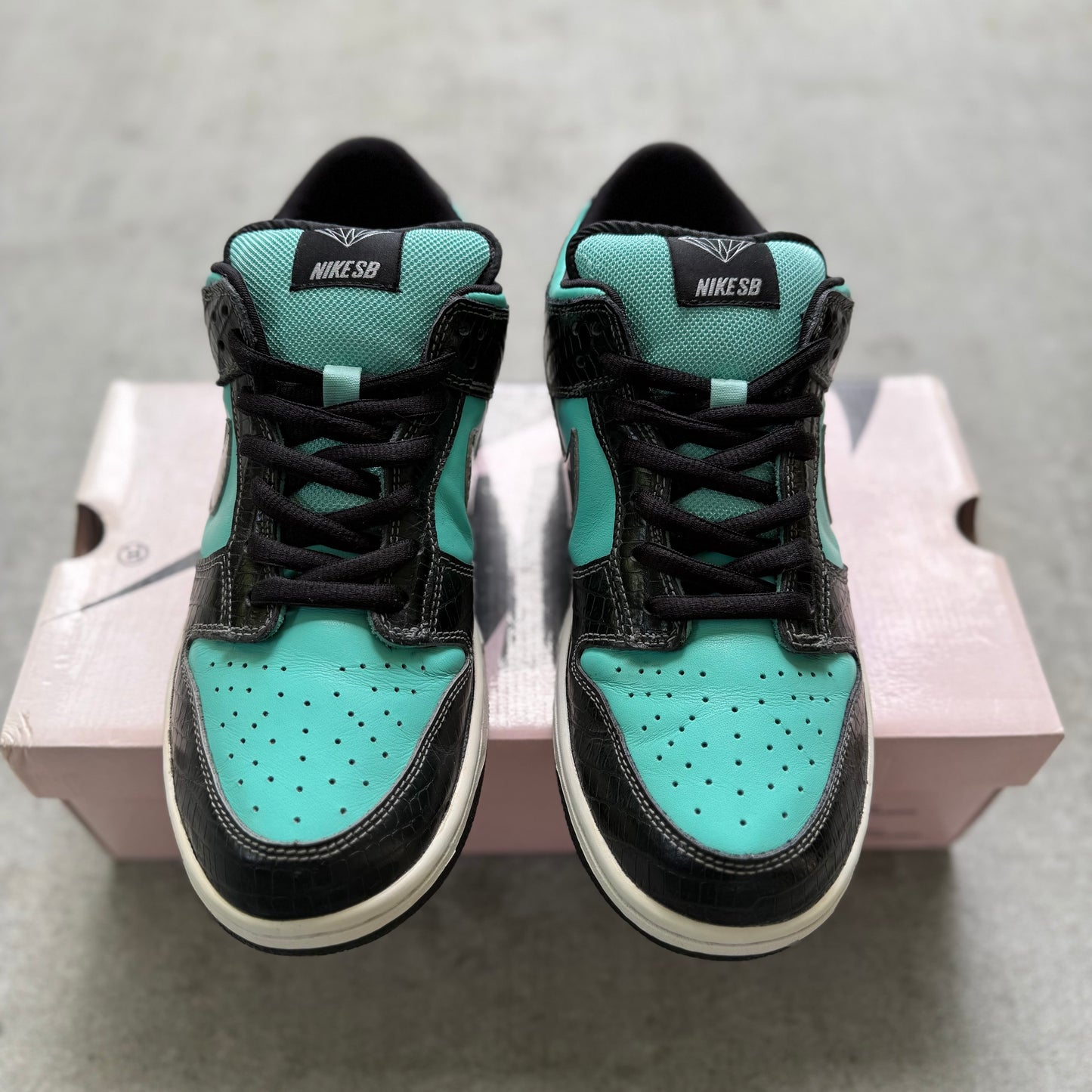 Size 10 - 2005 Diamond Supply Co. x Nike Dunk SB Low “Tiffany”