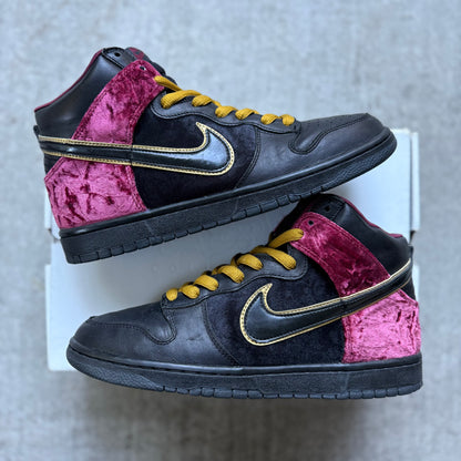Size 10 - 2007 Nike Dunk SB High “Bloody Sunday”