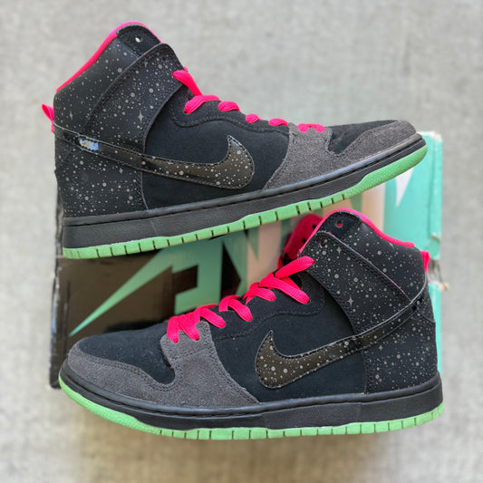 Size 9 - 2014 Nike Dunk SB High “Northern Light”