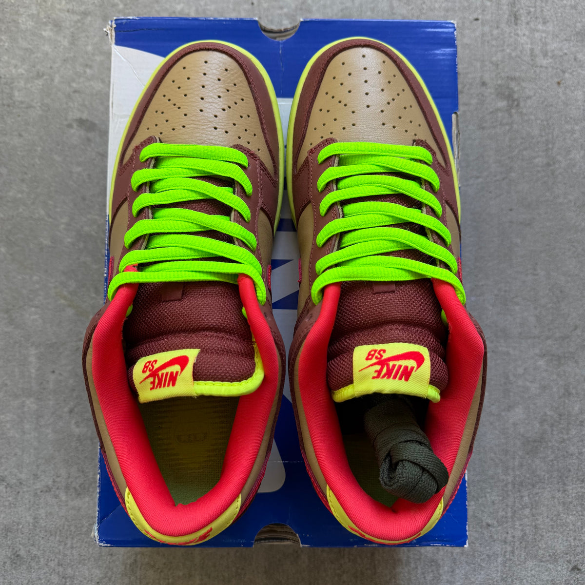 Size 9.5 - 2009 Nike Dunk SB Low “Toxic Sea Robin”