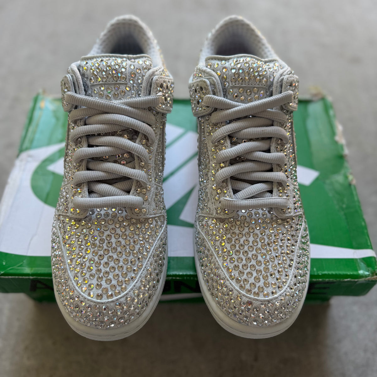Size 11.5 - 2020 Swarovski x Nike Dunk Low Cactus Plant Flea Market “Pure Platinum”