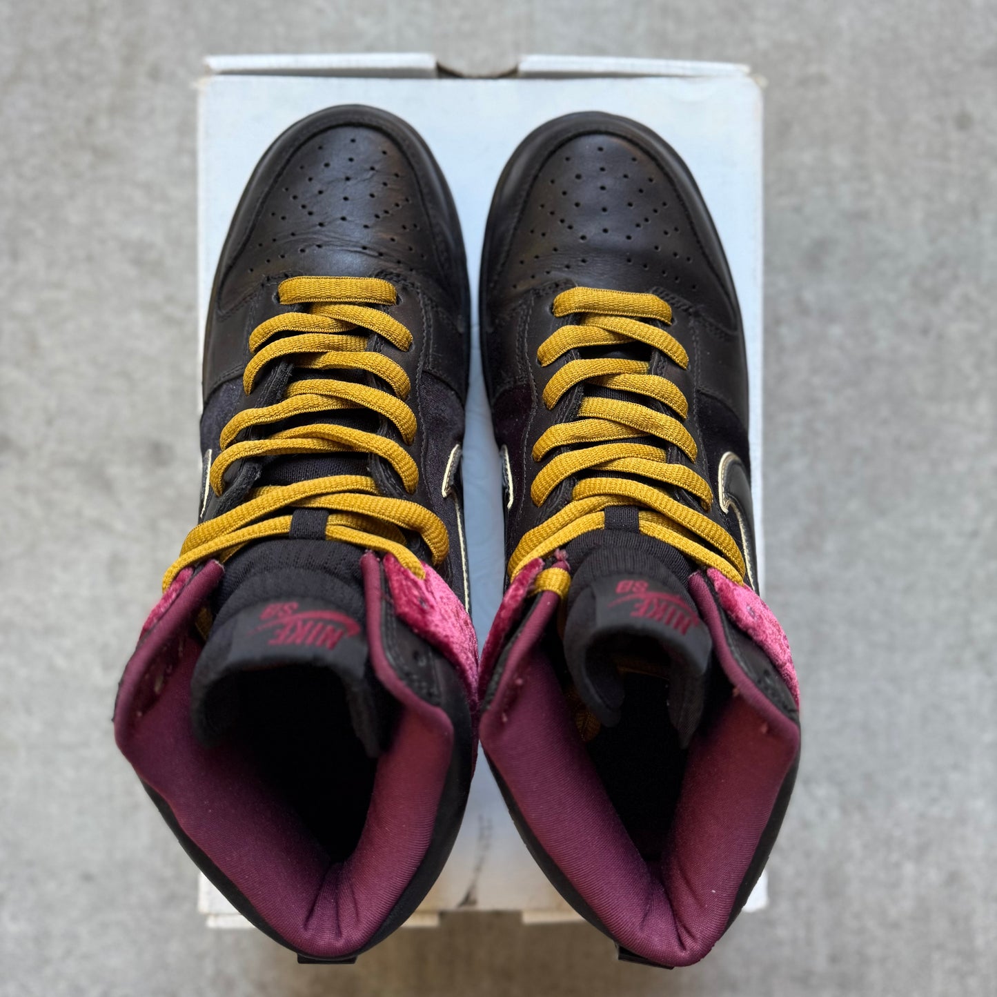 Size 10 - 2007 Nike Dunk SB High “Bloody Sunday”