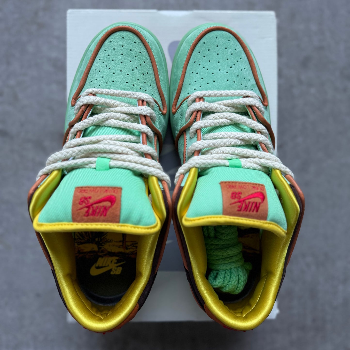 Size 9.5 - 2025 Nike Dunk SB Low “Rodeo Tourmaline”