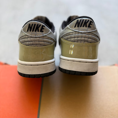 Size 9 - 2006 Nike Dunk Low “Reflector Pack / Metallic Silver”