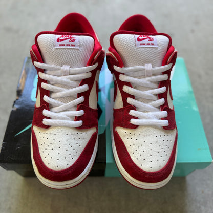 Size 10 - 2014 Nike Dunk SB Low “Valentine’s Day”