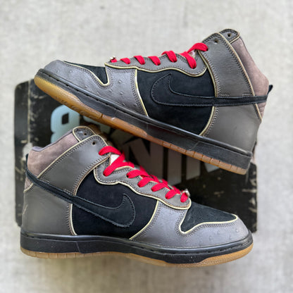 Size 9.5 - 2007 Nike Dunk SB High “MF DOOM”