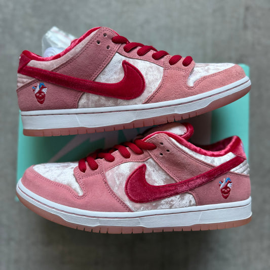 Size 9.5 - 2020 Strangelove Skateboards x Nike Dunk SB Low “Valentine’s Day”