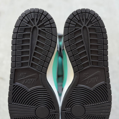 Size 12 - 2014 Diamond Supply Co x Nike Dunk SB High “Tiffany”