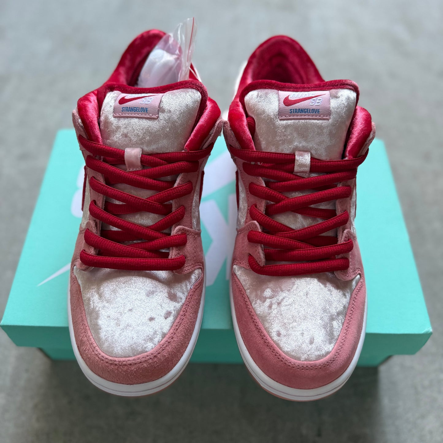 Size 9.5 - 2020 Strangelove Skateboards x Nike Dunk SB Low “Valentine’s Day”