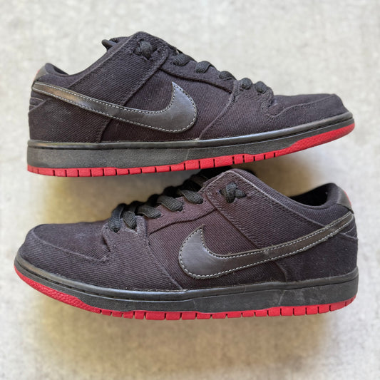 Size 9 - 2012 Nike Dunk SB Low “Levi’s”